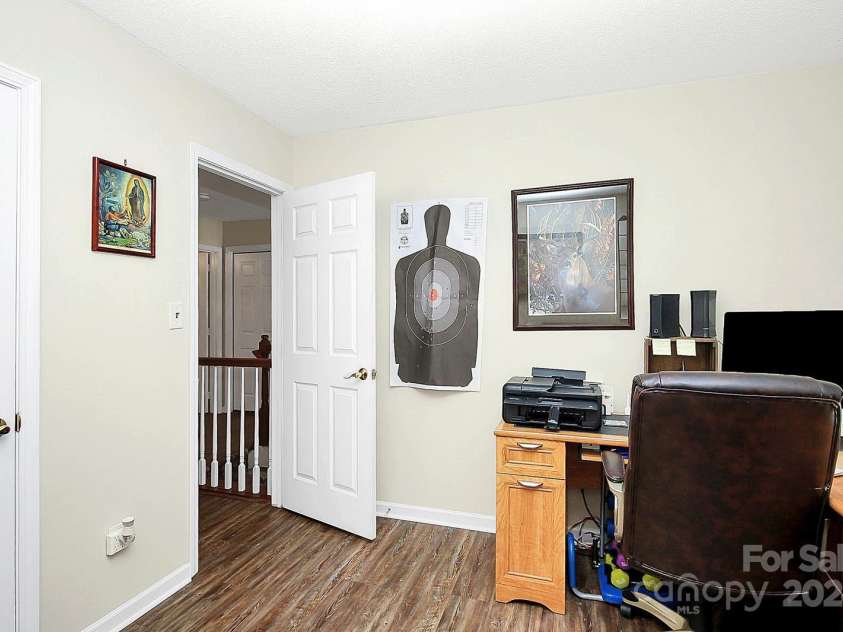 1846 Colin Creek Lane, Charlotte, NC 28214.  MLS# CAR4200052, YatesRealty ID 9154. 
