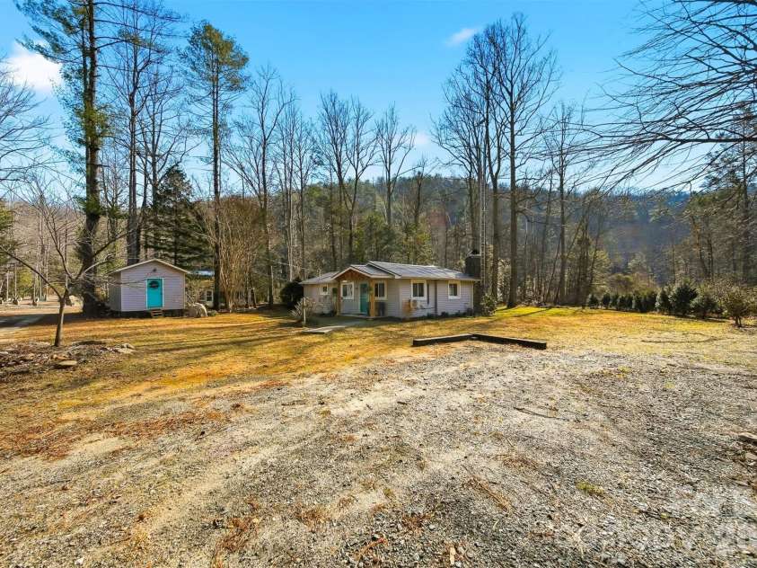 7495 Laurel Street, Collettsville, NC 28611.  MLS# CAR4351578, YatesRealty ID 9155. 