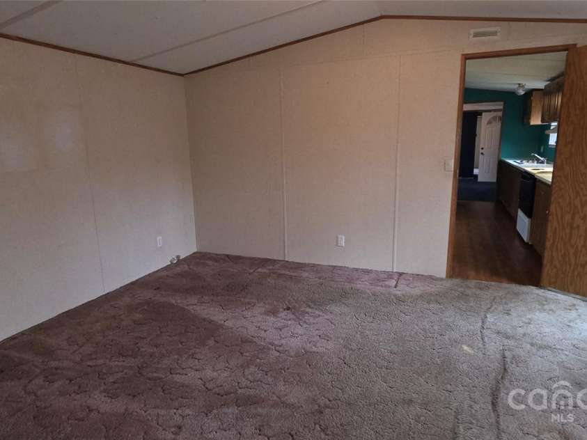 2111 Boxcar Road, Lancaster, SC 29720.  MLS# CAR4333707, YatesRealty ID 9156. 