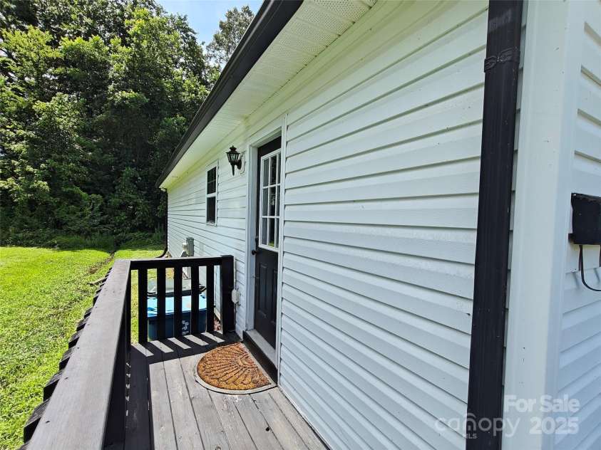 629 Caldwell Street, Salisbury, NC 28144.  MLS# CAR4217112, YatesRealty ID 9157. 