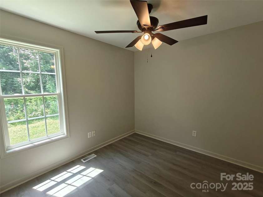 629 Caldwell Street, Salisbury, NC 28144.  MLS# CAR4217112, YatesRealty ID 9157. 