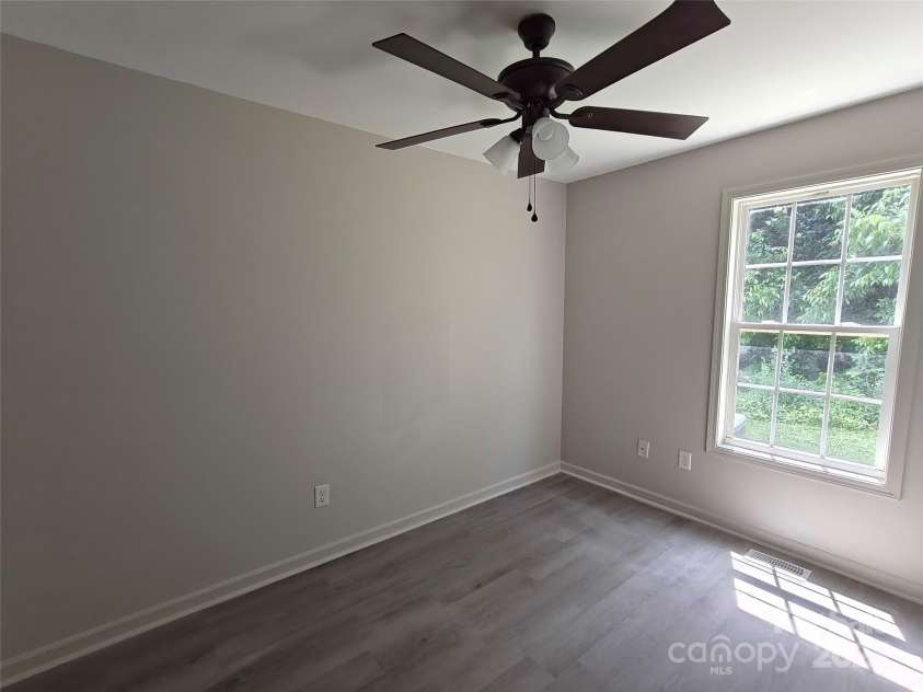 629 Caldwell Street, Salisbury, NC 28144.  MLS# CAR4217112, YatesRealty ID 9157. 