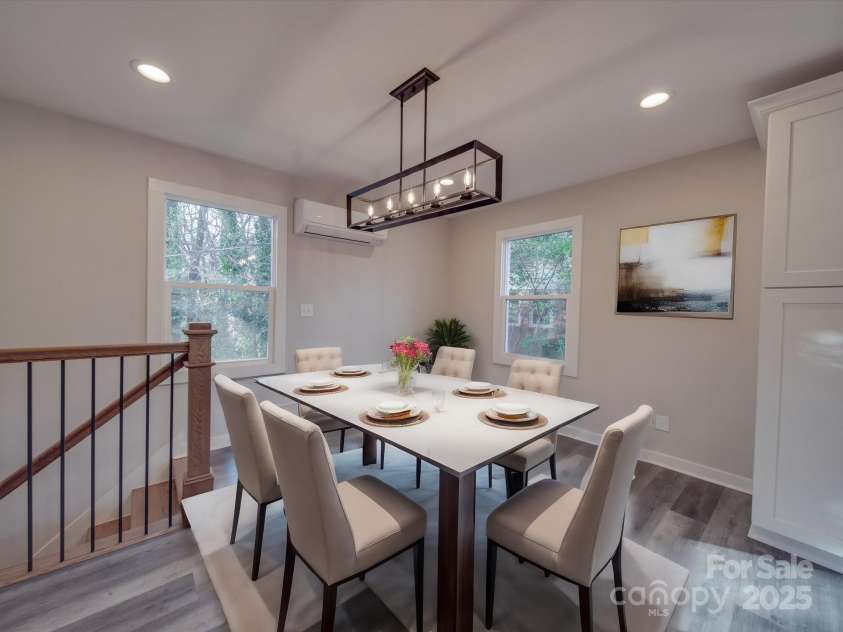 908 Davenport Street, Charlotte, NC 28208.  MLS# CAR4223250, YatesRealty ID 916. Dining area virtually staged for inspiration