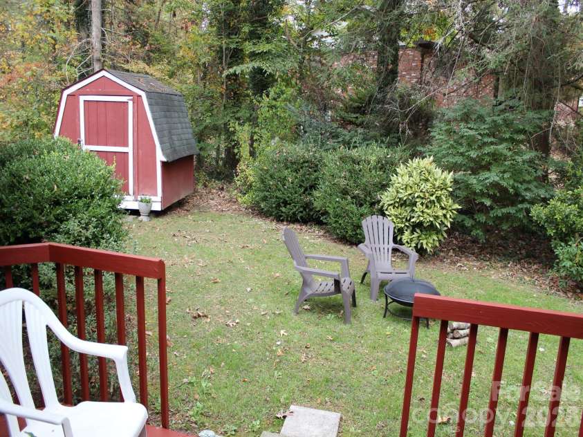 106 Laurel Lane, Etowah, NC 28729.  MLS# CAR4354319, YatesRealty ID 9161. 
