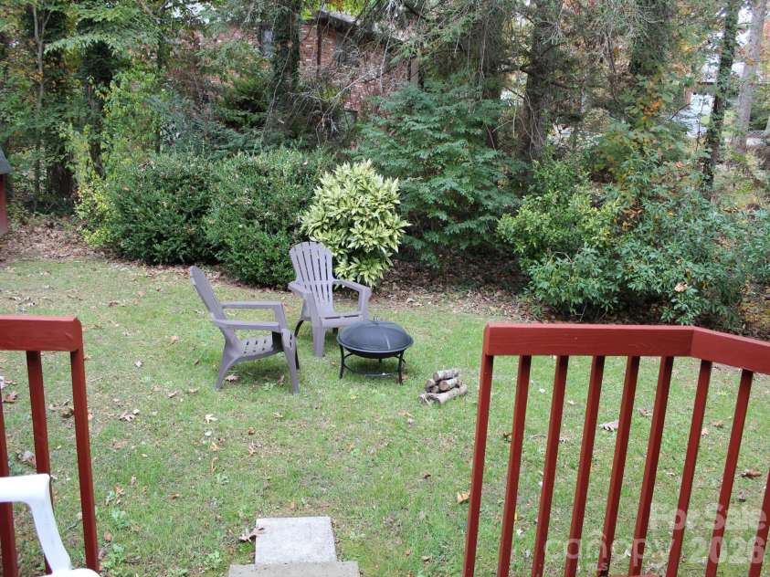 106 Laurel Lane, Etowah, NC 28729.  MLS# CAR4354319, YatesRealty ID 9161. 
