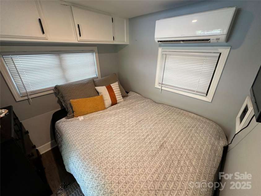 112 Sycamore Street, New London, NC 28127.  MLS# CAR4085587, YatesRealty ID 9161. 