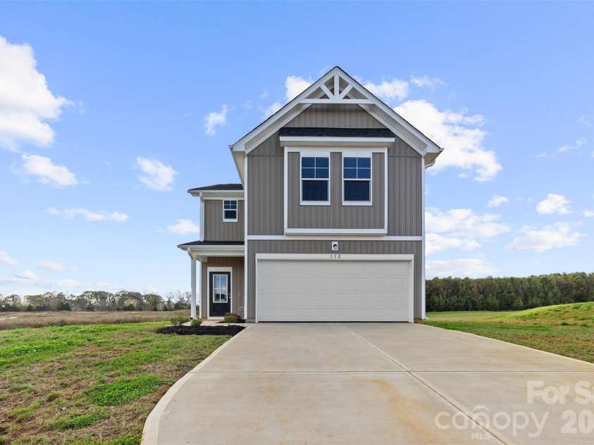 132 Red Cedar Lane, Statesville, NC 28625.  MLS# CAR4336738, YatesRealty ID 9162. 