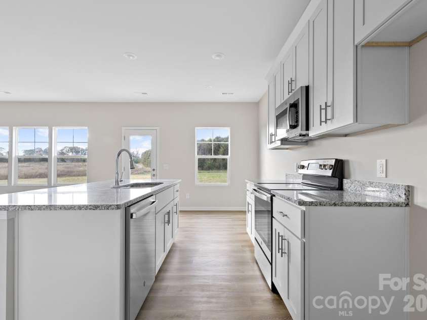 132 Red Cedar Lane, Statesville, NC 28625.  MLS# CAR4336738, YatesRealty ID 9162. 