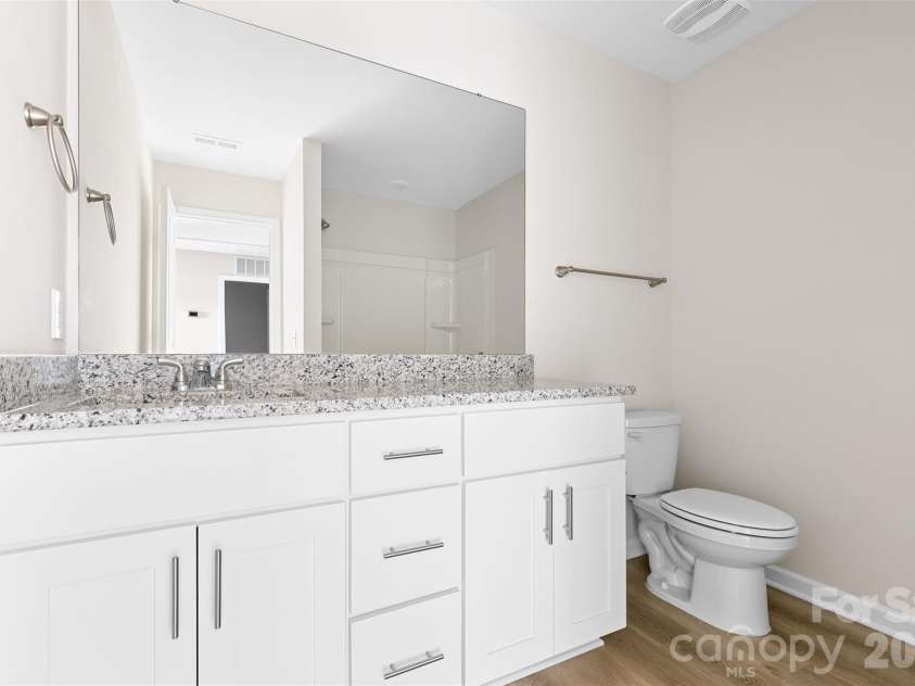 132 Red Cedar Lane, Statesville, NC 28625.  MLS# CAR4336738, YatesRealty ID 9162. 
