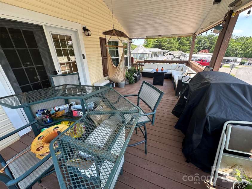 231 Badin View Road, New London, NC 28127.  MLS# CAR4152062, YatesRealty ID 9162. 