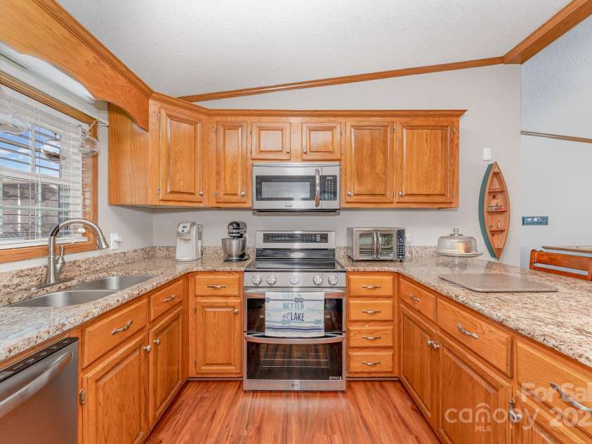 231 Badin View Road, New London, NC 28127.  MLS# CAR4152062, YatesRealty ID 9162. 