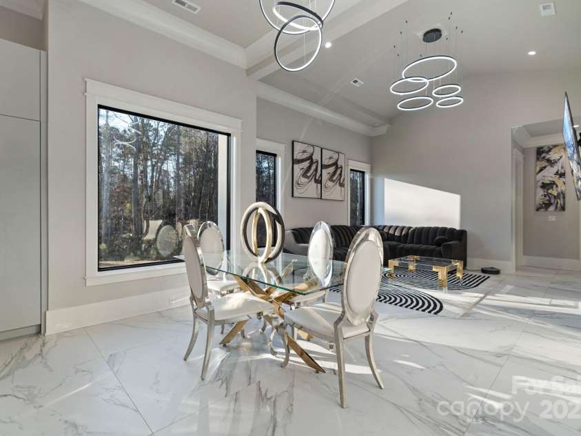 15650 Youngblood Road, Charlotte, NC 28278.  MLS# CAR4211396, YatesRealty ID 9164. 