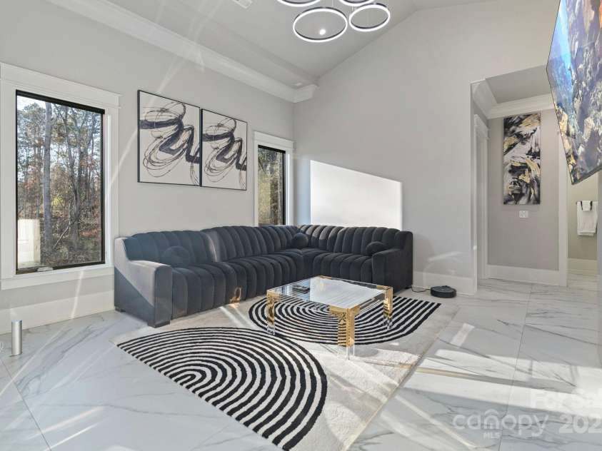 15650 Youngblood Road, Charlotte, NC 28278.  MLS# CAR4211396, YatesRealty ID 9164. 