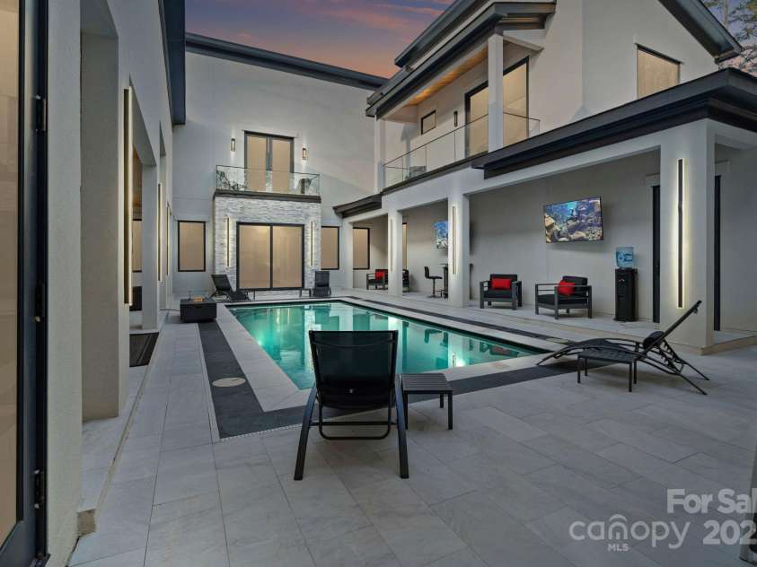 15650 Youngblood Road, Charlotte, NC 28278.  MLS# CAR4211396, YatesRealty ID 9164. 