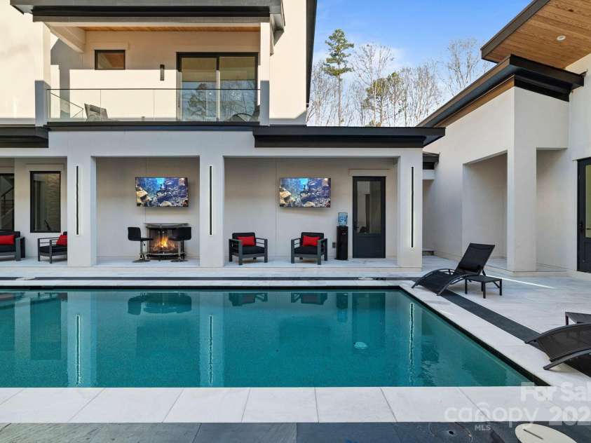 15650 Youngblood Road, Charlotte, NC 28278.  MLS# CAR4211396, YatesRealty ID 9164. 