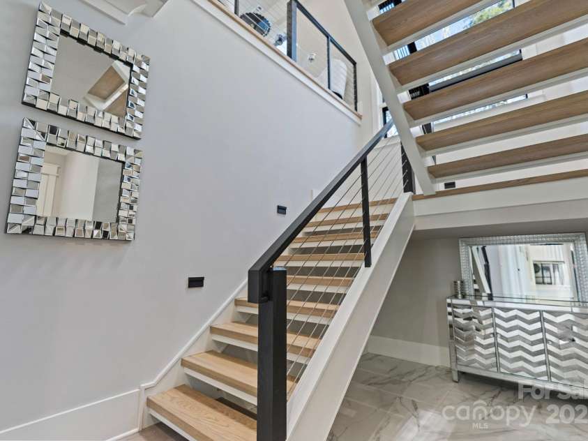 15650 Youngblood Road, Charlotte, NC 28278.  MLS# CAR4211396, YatesRealty ID 9164. 