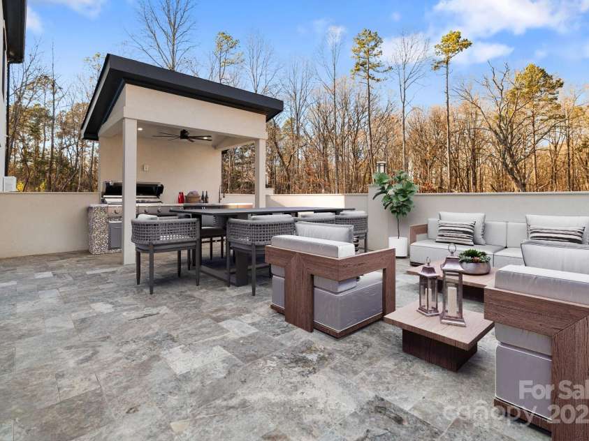 15650 Youngblood Road, Charlotte, NC 28278.  MLS# CAR4211396, YatesRealty ID 9164. 