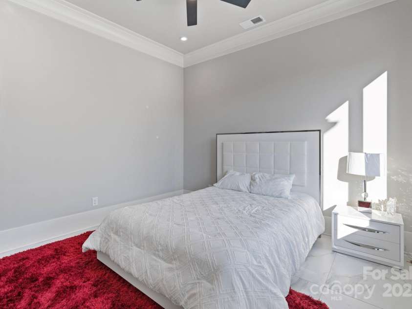 15650 Youngblood Road, Charlotte, NC 28278.  MLS# CAR4211396, YatesRealty ID 9164. 