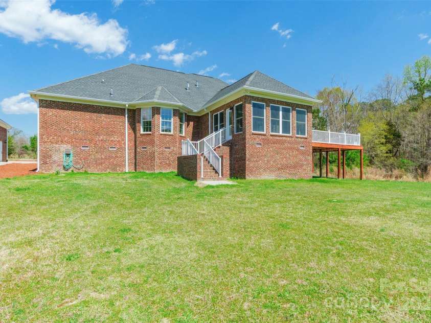 2236 Tuckaway Road, Rock Hill, SC 29730.  MLS# CAR4238410, YatesRealty ID 9165. 