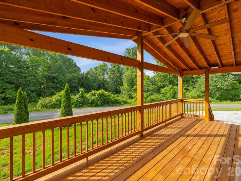 431 Pole Miller Extension, Brevard, NC 28712.  MLS# CAR4269813, YatesRealty ID 9165. Large front deck to enjoy!