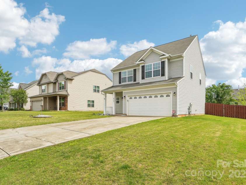 217 Almora Loop, Mooresville, NC 28115.  MLS# CAR4251782, YatesRealty ID 9166. 