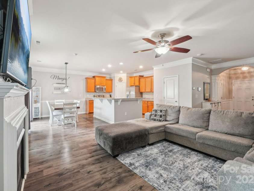 217 Almora Loop, Mooresville, NC 28115.  MLS# CAR4251782, YatesRealty ID 9166. 