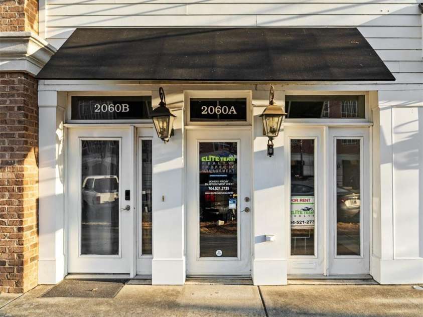2060 Ayrsley Town Boulevard, Charlotte, NC 28273.  MLS# CAR4360899, YatesRealty ID 9167. 