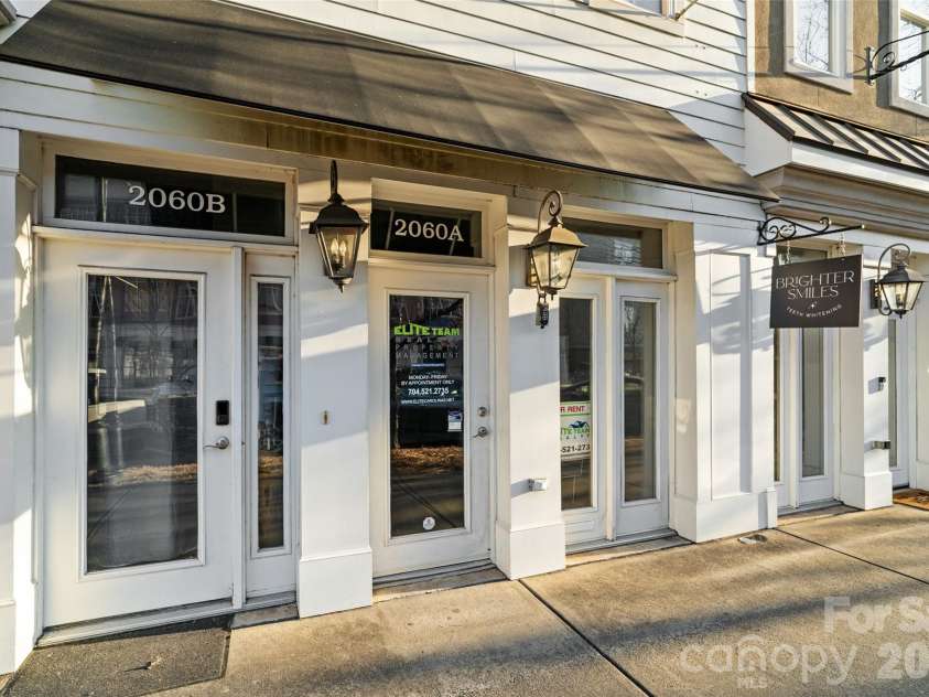 2060 Ayrsley Town Boulevard, Charlotte, NC 28273.  MLS# CAR4360899, YatesRealty ID 9167. 