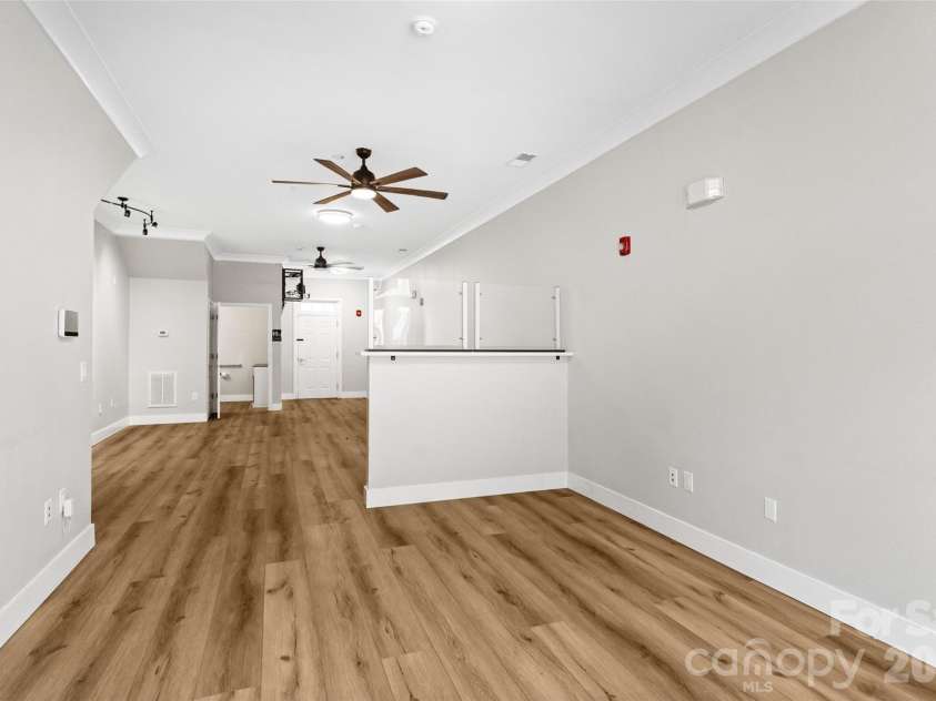 2060 Ayrsley Town Boulevard, Charlotte, NC 28273.  MLS# CAR4360899, YatesRealty ID 9167. 