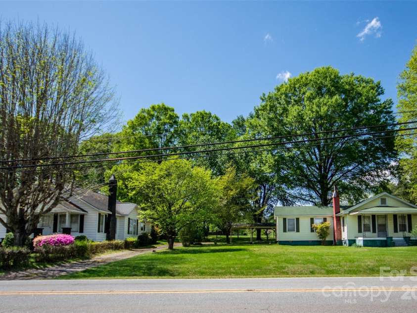 495&501 Turnersburg Highway, Statesville, NC 28625.  MLS# CAR4249288, YatesRealty ID 9167. 