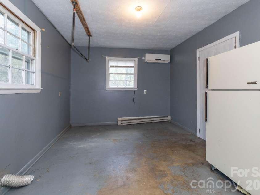 380 Woodland Church Road, Clyde, NC 28721.  MLS# CAR4363448, YatesRealty ID 9168. 