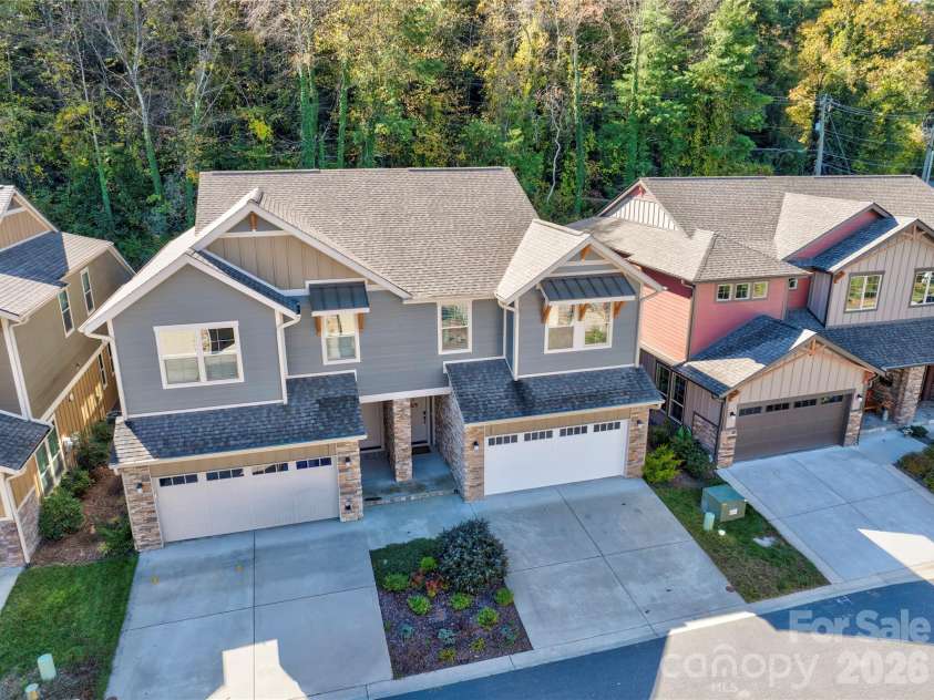 509 Sweet Birch Park Lane, Black Mountain, NC 28711.  MLS# CAR4359166, YatesRealty ID 9169. 