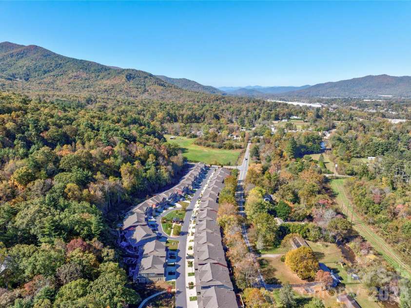 509 Sweet Birch Park Lane, Black Mountain, NC 28711.  MLS# CAR4359166, YatesRealty ID 9169. 