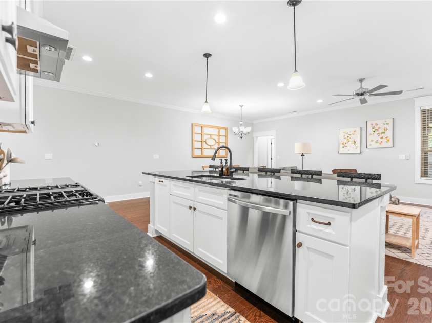 509 Sweet Birch Park Lane, Black Mountain, NC 28711.  MLS# CAR4359166, YatesRealty ID 9169. 