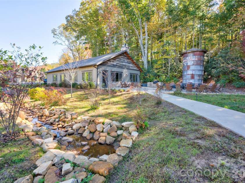 509 Sweet Birch Park Lane, Black Mountain, NC 28711.  MLS# CAR4359166, YatesRealty ID 9169. 