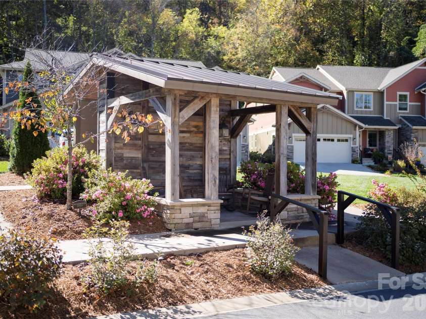 509 Sweet Birch Park Lane, Black Mountain, NC 28711.  MLS# CAR4359166, YatesRealty ID 9169. 