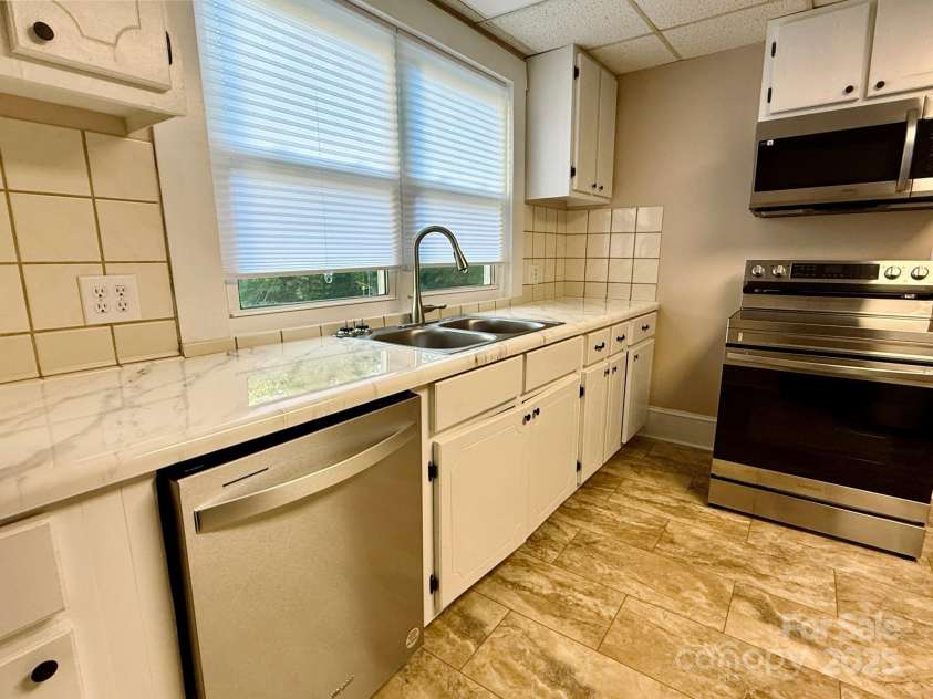 653 Main Street, Spindale, NC 28160.  MLS# CAR4277671, YatesRealty ID 917. 