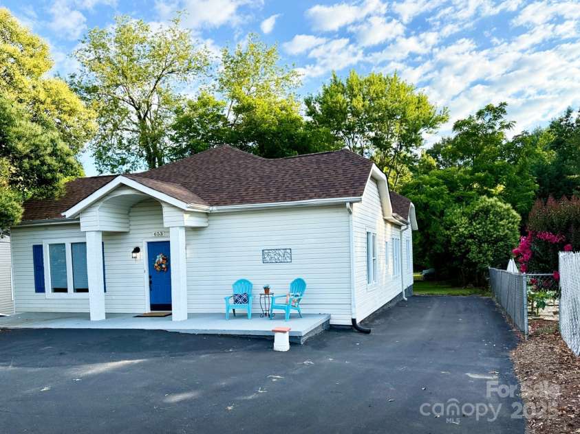 653 Main Street, Spindale, NC 28160.  MLS# CAR4277671, YatesRealty ID 917. 