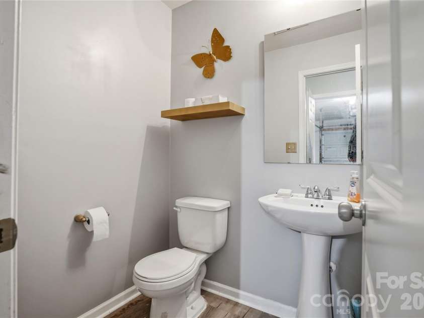 228 Hollybrook Court, Salisbury, NC 28147.  MLS# CAR4321696, YatesRealty ID 9170. Half bath on main level.