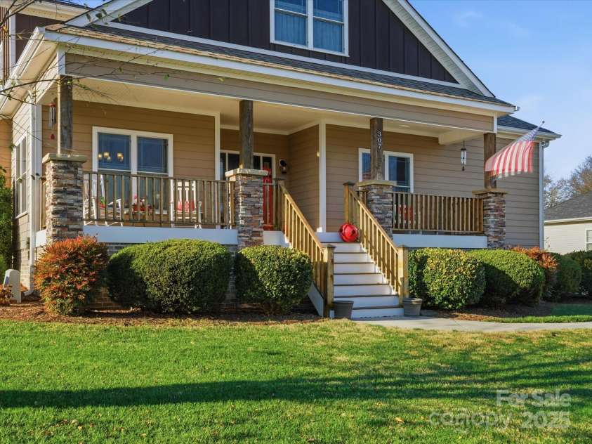 307 Jaida Lane, Oakboro, NC 28129.  MLS# CAR4327246, YatesRealty ID 9170. 