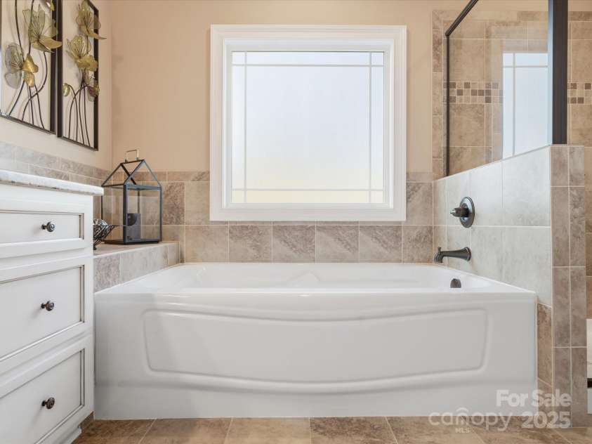 307 Jaida Lane, Oakboro, NC 28129.  MLS# CAR4327246, YatesRealty ID 9170. Primary Bedroom