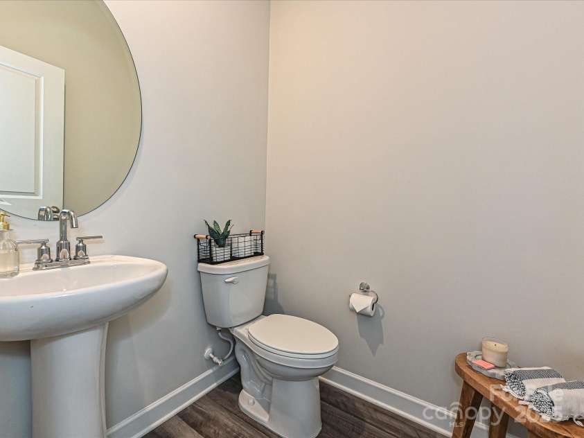 533 Cedar Knoll Circle, Pineville, NC 28134.  MLS# CAR4243023, YatesRealty ID 9171. Powder Room