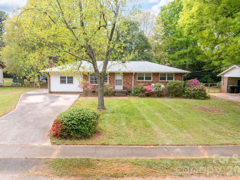 785 Rabun Lane, Rock Hill, SC 29730.  MLS# CAR4363958, YatesRealty ID 9171. 