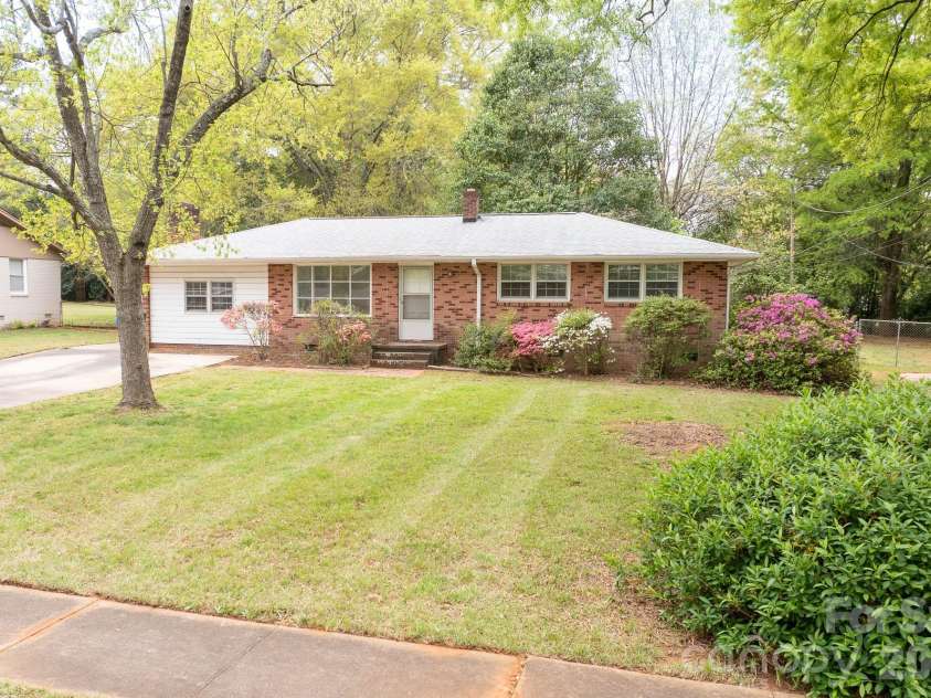 785 Rabun Lane, Rock Hill, SC 29730.  MLS# CAR4363958, YatesRealty ID 9171. 