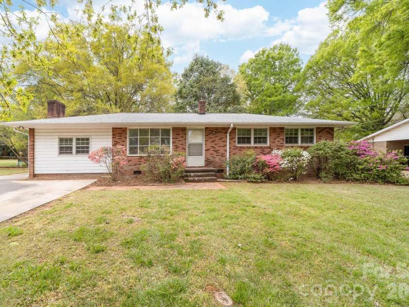 785 Rabun Lane, Rock Hill, SC 29730.  MLS# CAR4363958, YatesRealty ID 9171. 