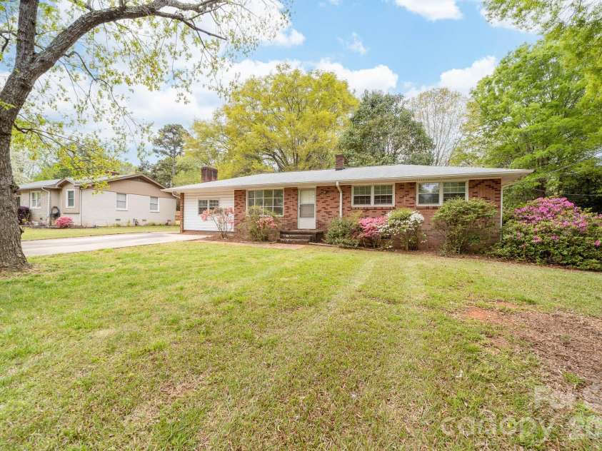 785 Rabun Lane, Rock Hill, SC 29730.  MLS# CAR4363958, YatesRealty ID 9171. 