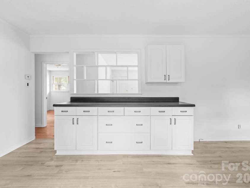 785 Rabun Lane, Rock Hill, SC 29730.  MLS# CAR4363958, YatesRealty ID 9171. Kitchen