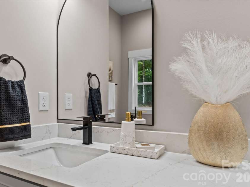 4435 Cornett Drive, Iron Station, NC 28080.  MLS# CAR4293184, YatesRealty ID 9172. Primary Double Vanity
