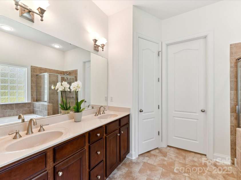 8708 Soaring Eagle Lane, Waxhaw, NC 28173.  MLS# CAR4247816, YatesRealty ID 9172. 