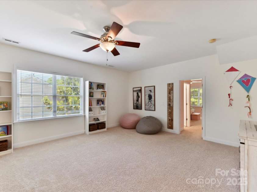 8708 Soaring Eagle Lane, Waxhaw, NC 28173.  MLS# CAR4247816, YatesRealty ID 9172. 